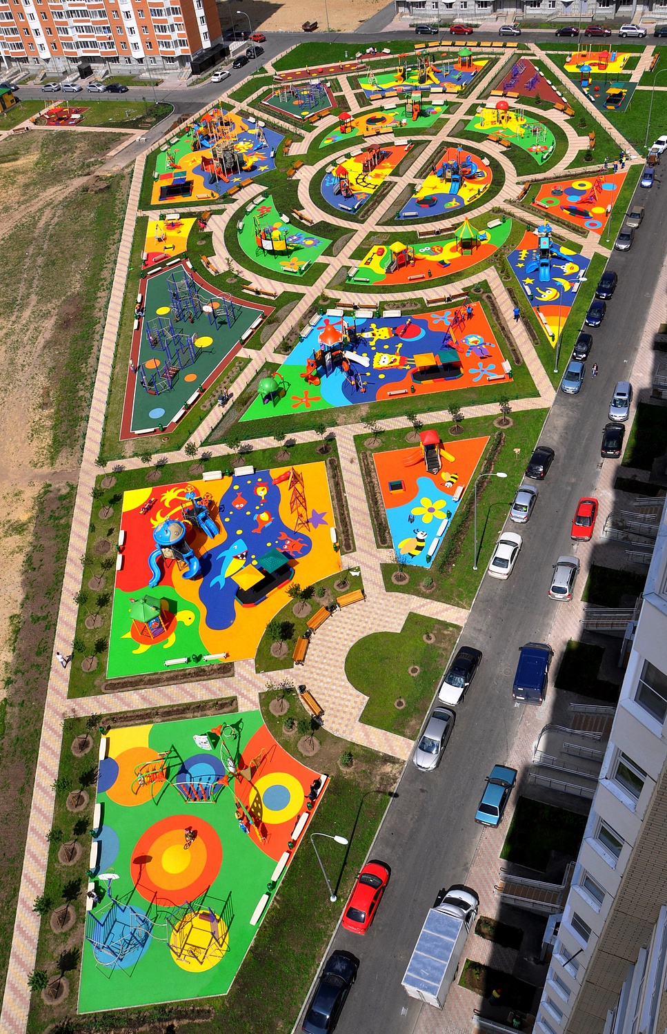 Детская площадка (покрытие из EPDM-крошки)